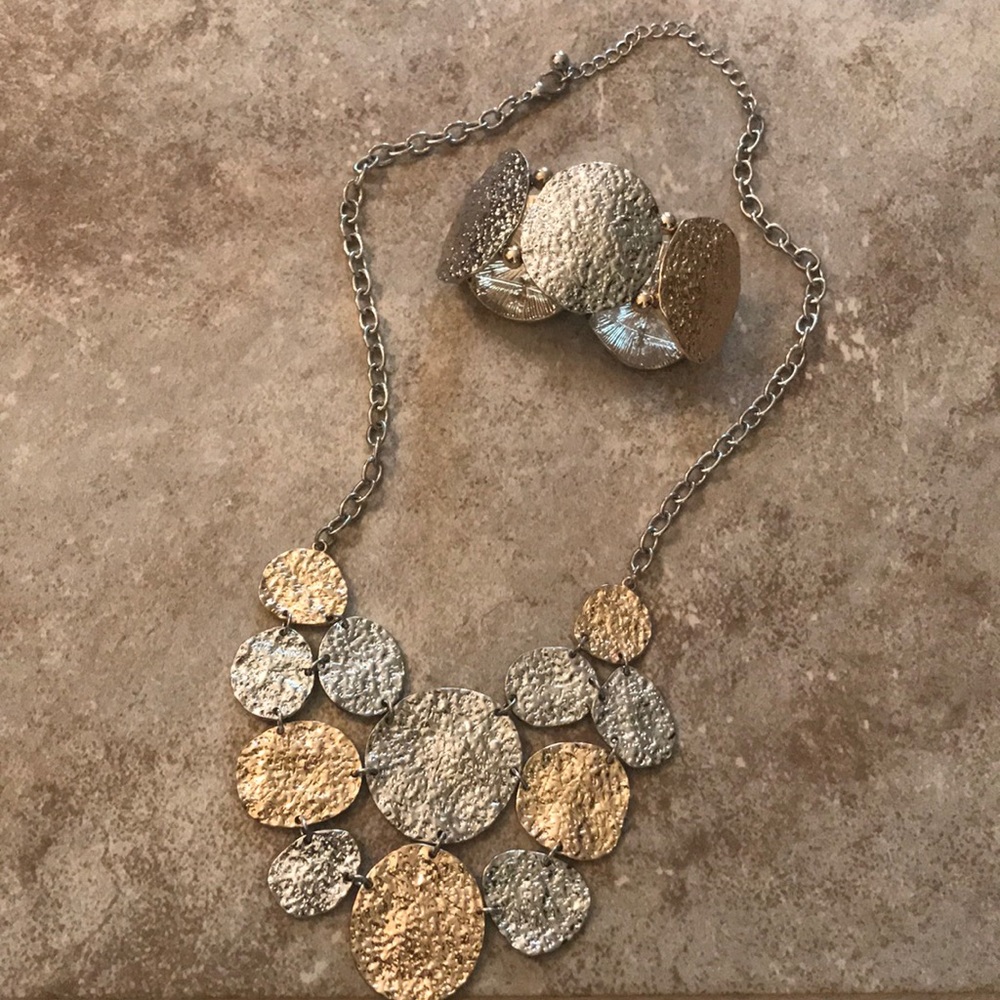 Gold/Silver Necklace and Bracelet Set